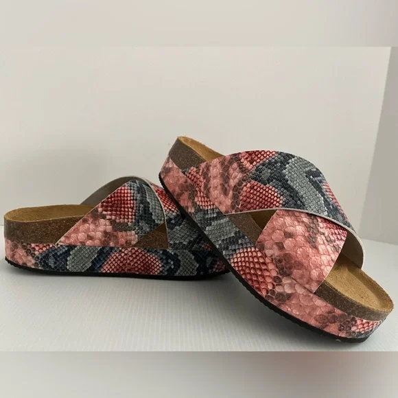 Free People Sidelines Flatform Candy Snake Sandals Size EU 39- NWOT - Picture 9 of 13